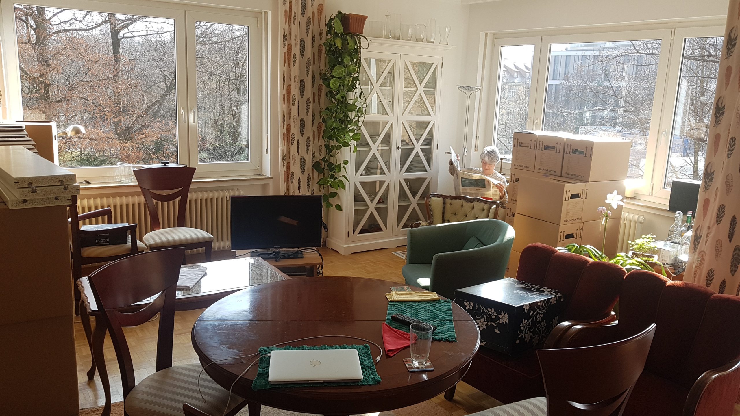 Mein Zimmer in der neuen Wohnung, mit alten Möbeln