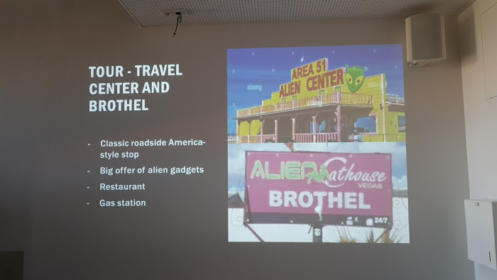 Kleine Sequenz: Roadside Attractions